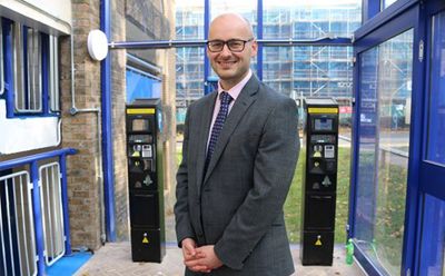 sistem-de-parcare-off-street-pentru-crawley